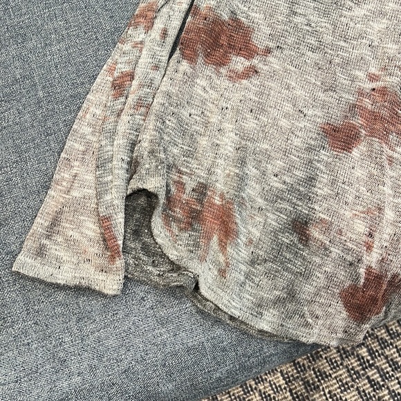 Sweater - Picture 4 of 5